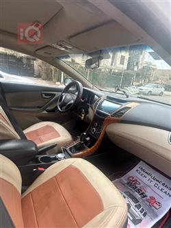 هیۆندای ئەلەنترا